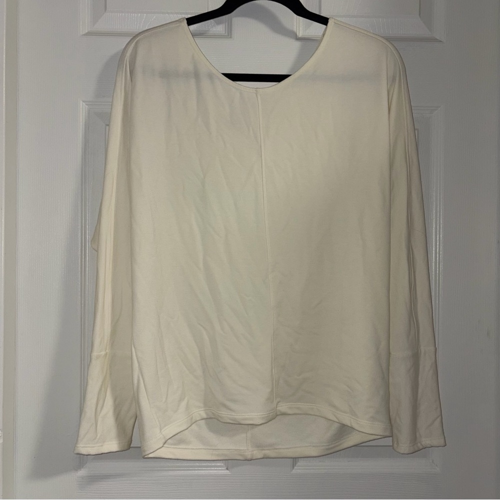 Roadrunner Raglan boxy luxe soft athletic lightweight moisture wicking sweater